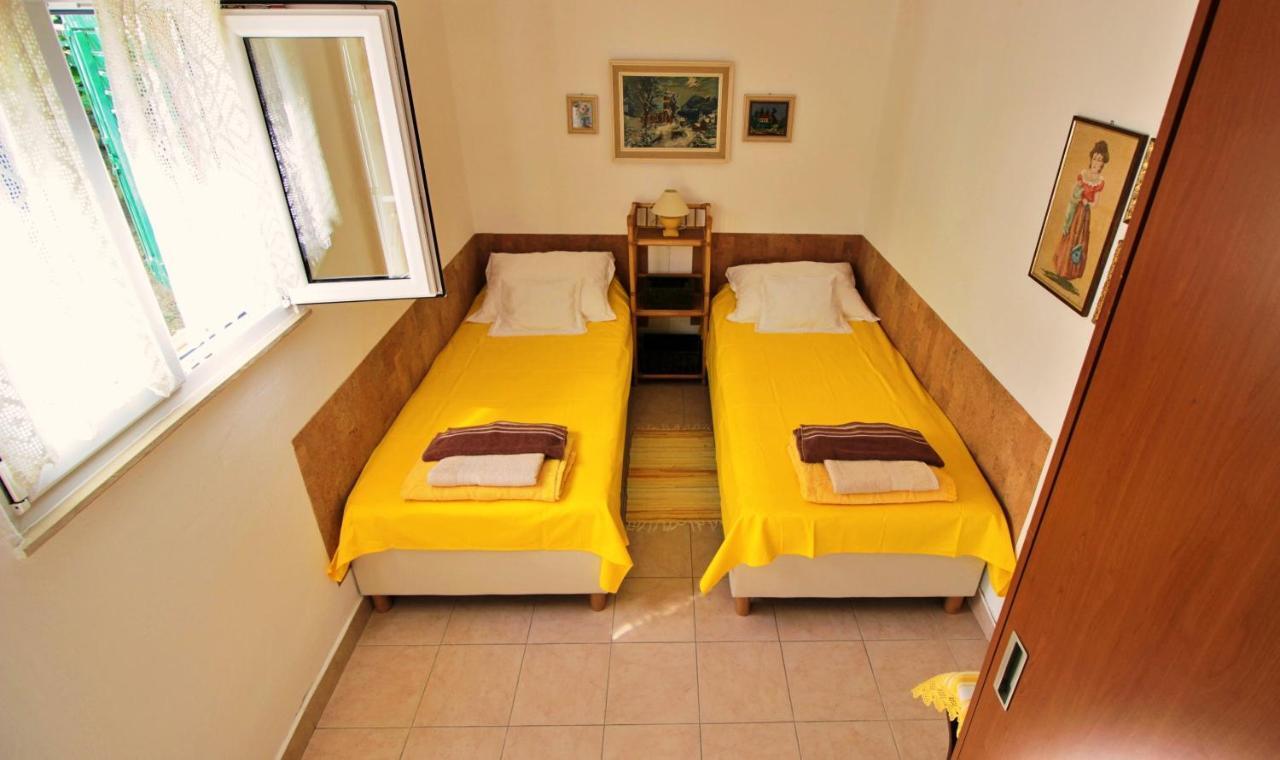 Seaside Apartment Omiš Exterior foto